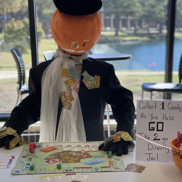 Pumpkin Contest 2022 - Accounting - Leslie Pfrehm